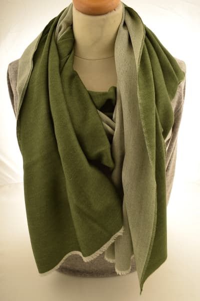 BRAK GREEN OFF WHITE COLOURED CASHMERE SCARF