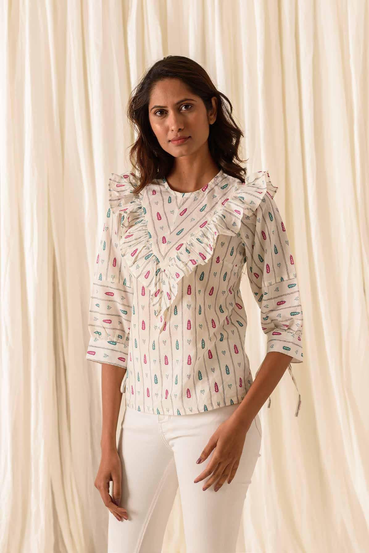 RUFFLED FRONT SHORT TOP