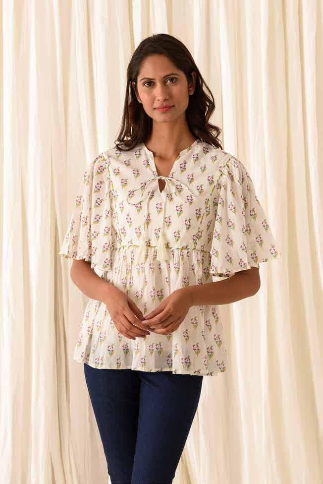 SIMPLE TIE KNOT FLARE SLEEVES SHORT TOP.