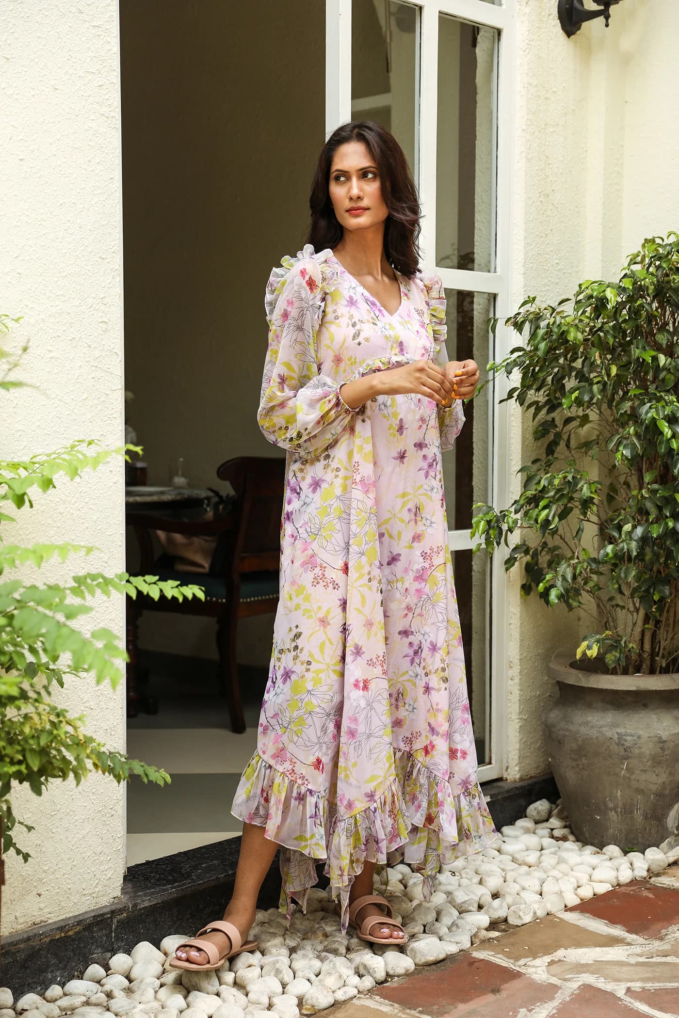 LIGHT PINK V NECK LONG FLARED DRESS