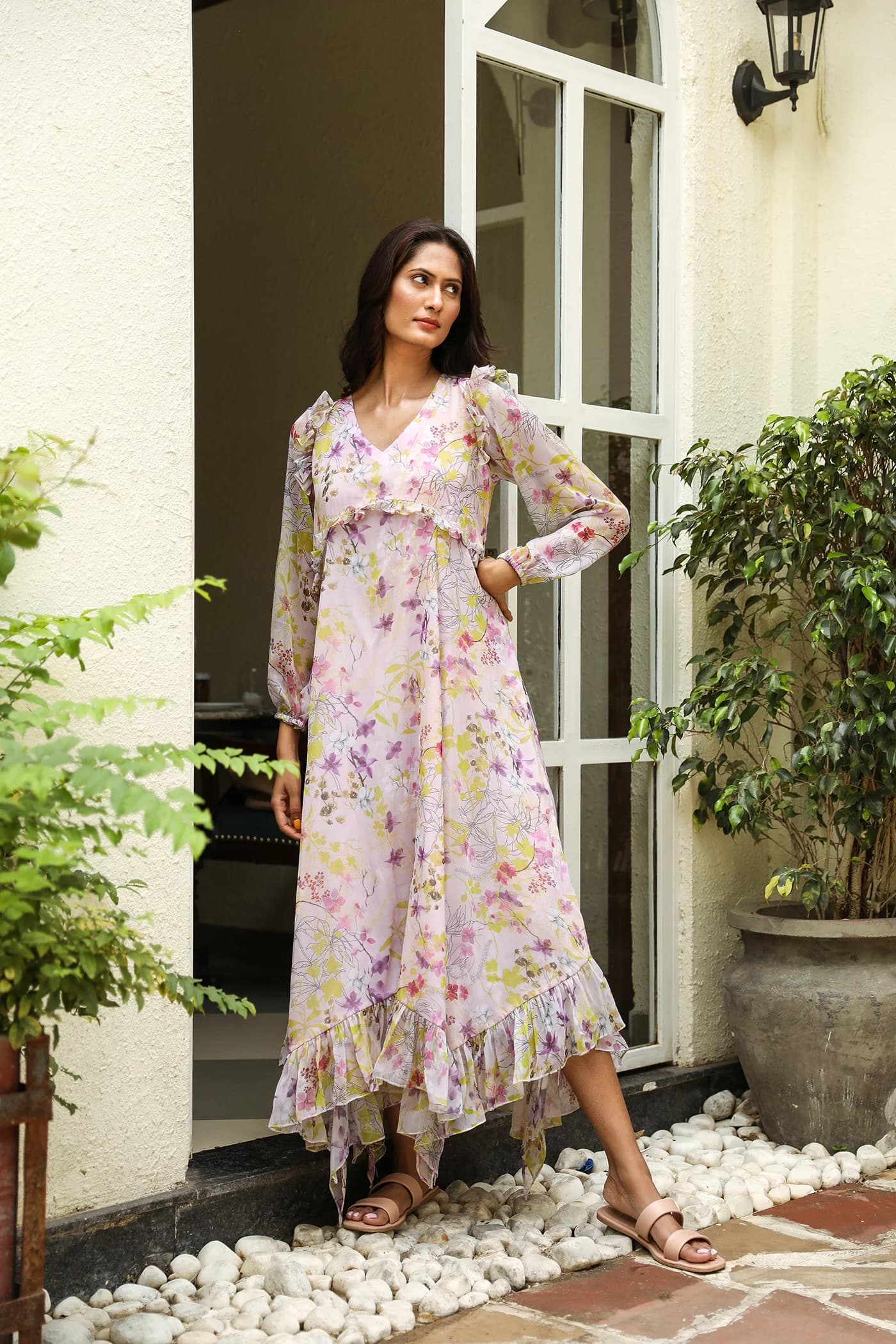 LIGHT PINK V NECK LONG FLARED DRESS