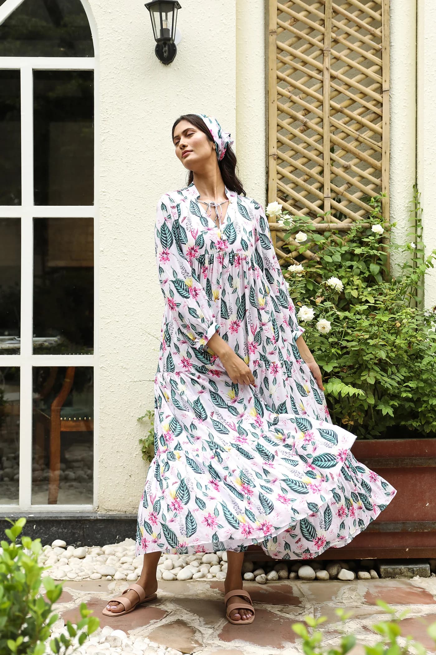 LEAF PRINT V NECK FLARED WRAP  DRESS