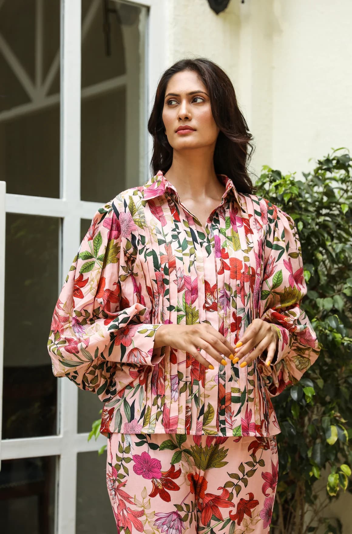 LIGHT PINK PRINTED PLEATED SHIRT