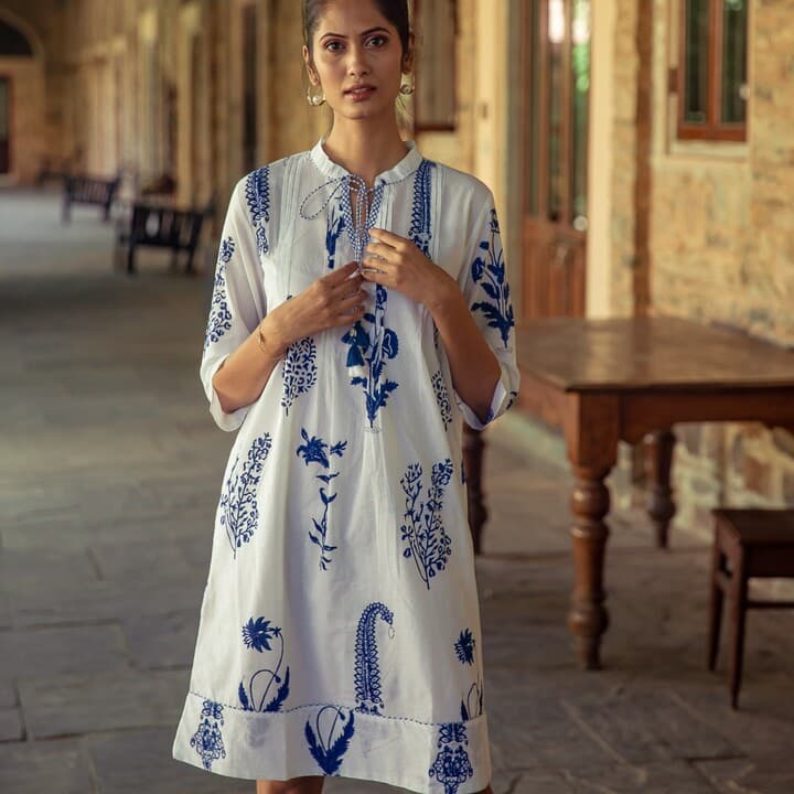 WHITE HAND BLOCK PRINTED TUNIC DRESS
