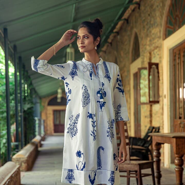 WHITE HAND BLOCK PRINTED TUNIC DRESS