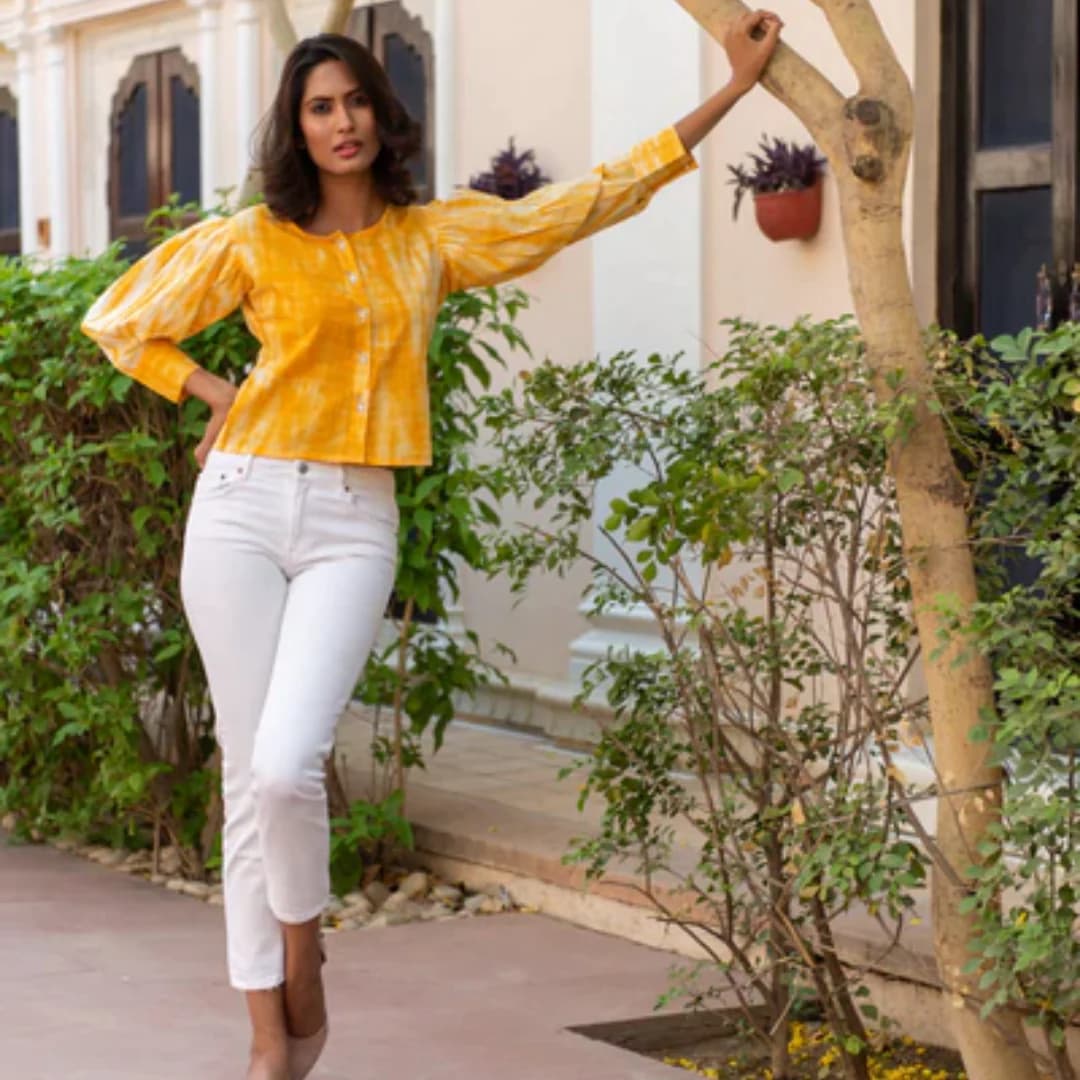 TIE DYE CROPPED SHIRT