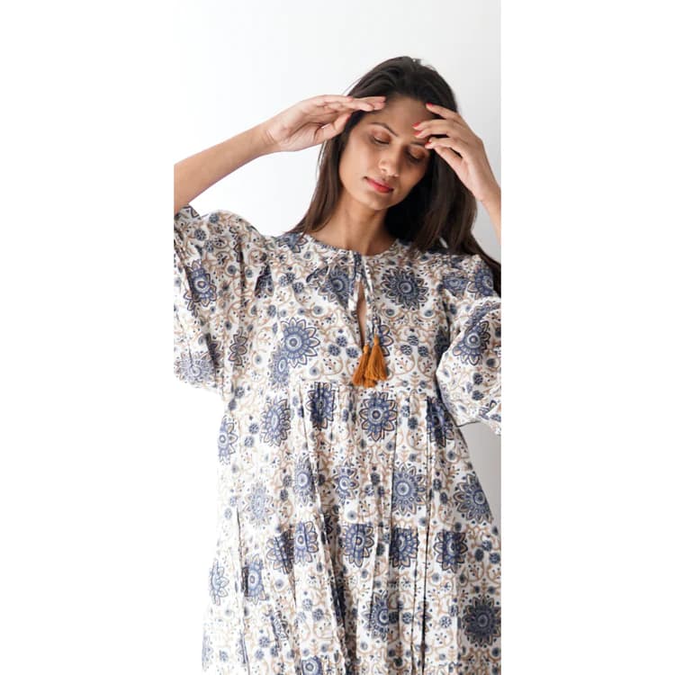 WHITE FLORAL PRINTED BOHO SUMMER BEACH MINI DRESS