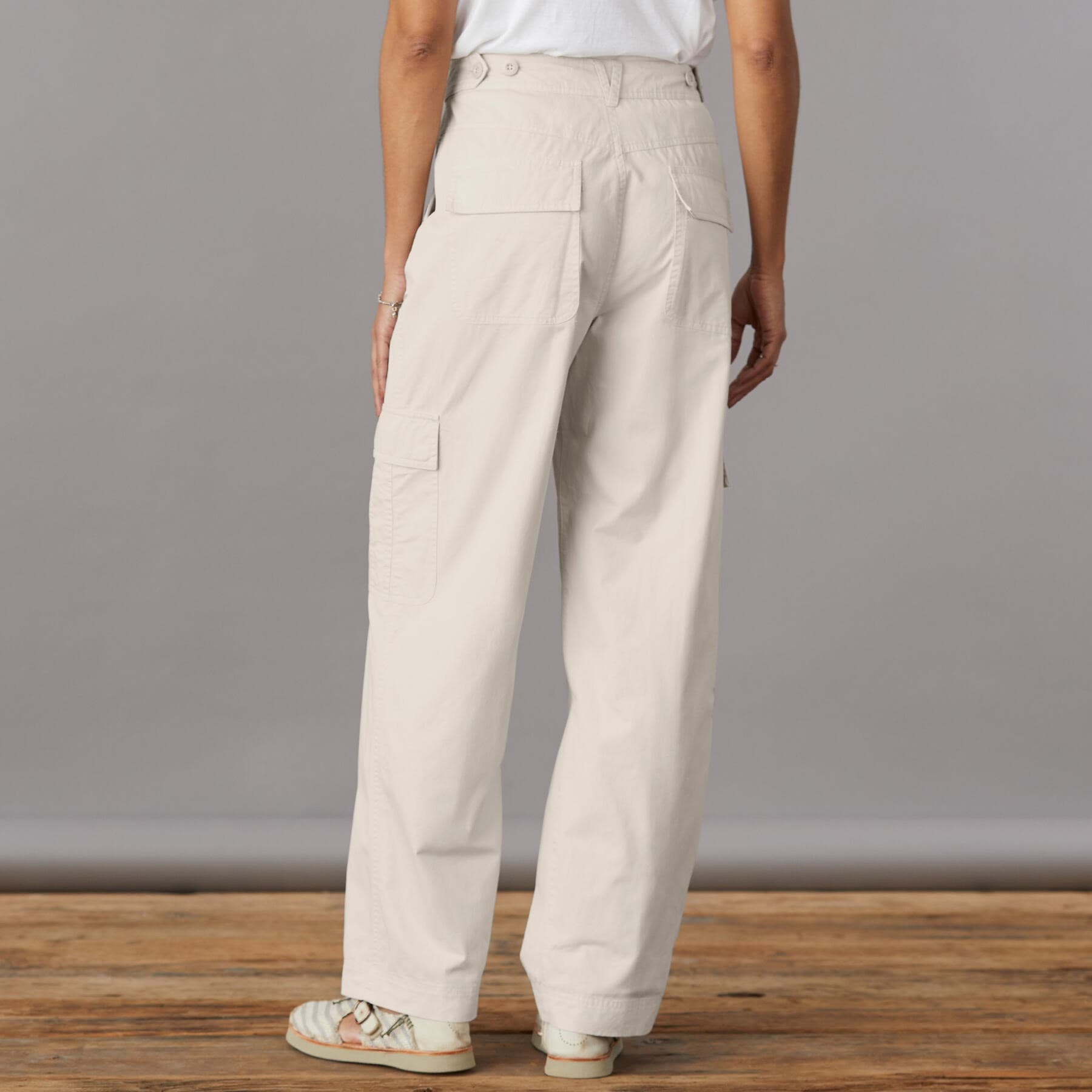 STONE COLOUR FLOWER EMBROIDERD PANT