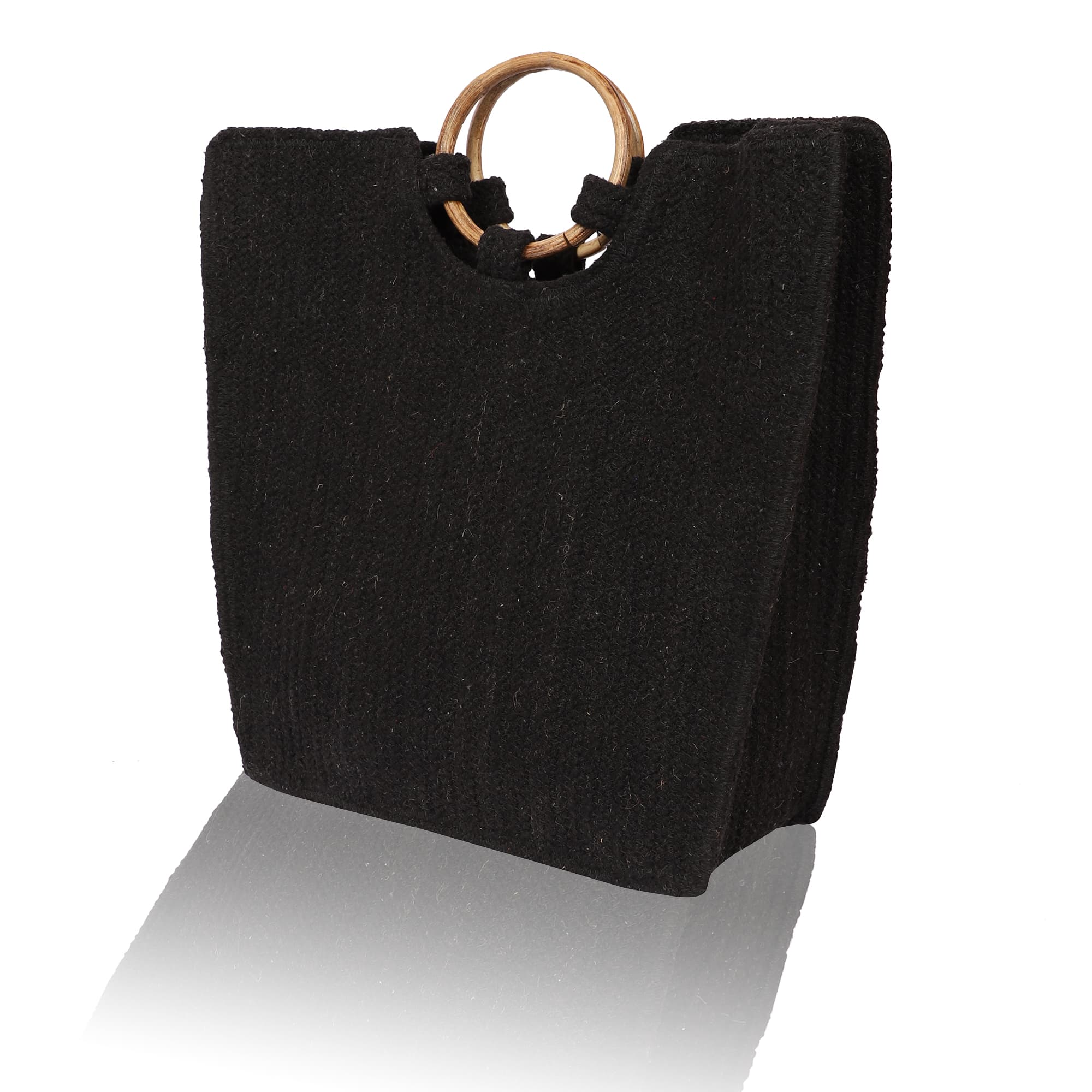 BLACK WOVEN BAG WITH WOOD HANDLES