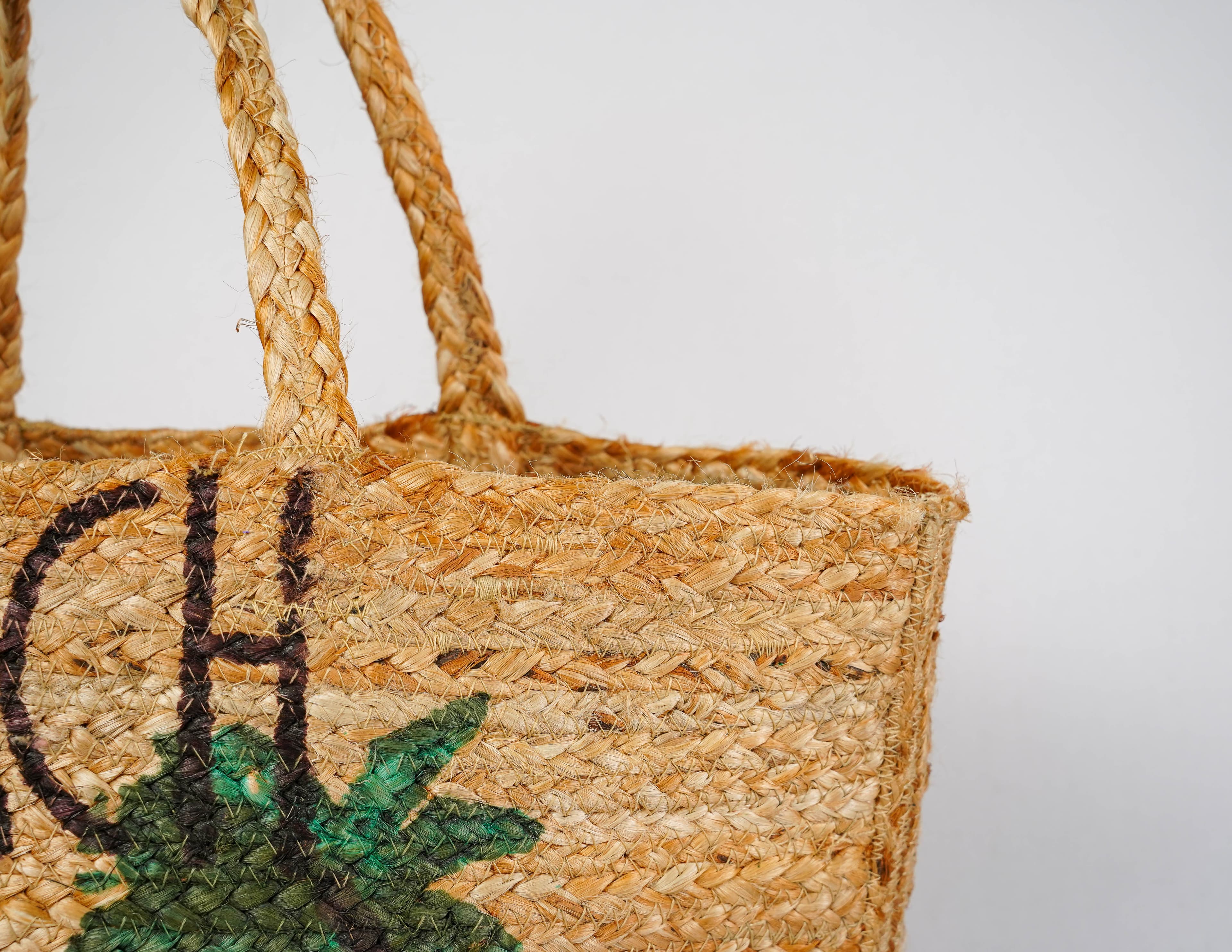 BEACH PLEASE BRAIDED JUTE BEACH BAG