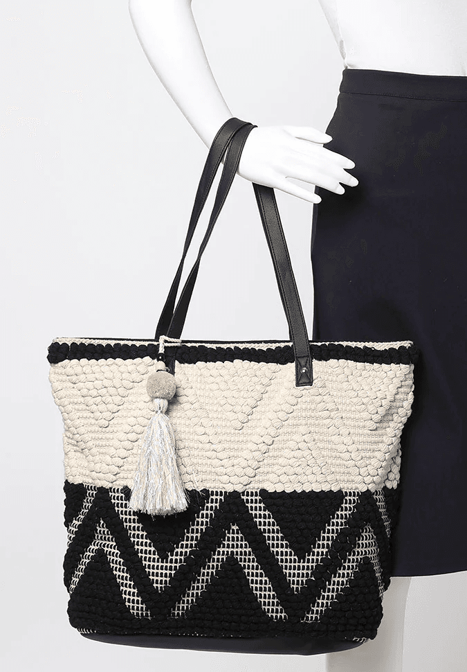 WHITE  AND BLACK HAND WOVEN TOTE