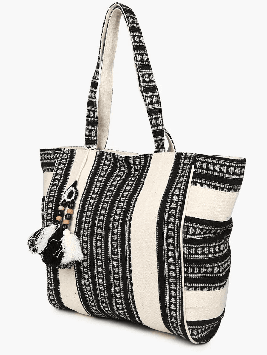 BLACK AND WHITE TOTE BAG WITH TASSESL