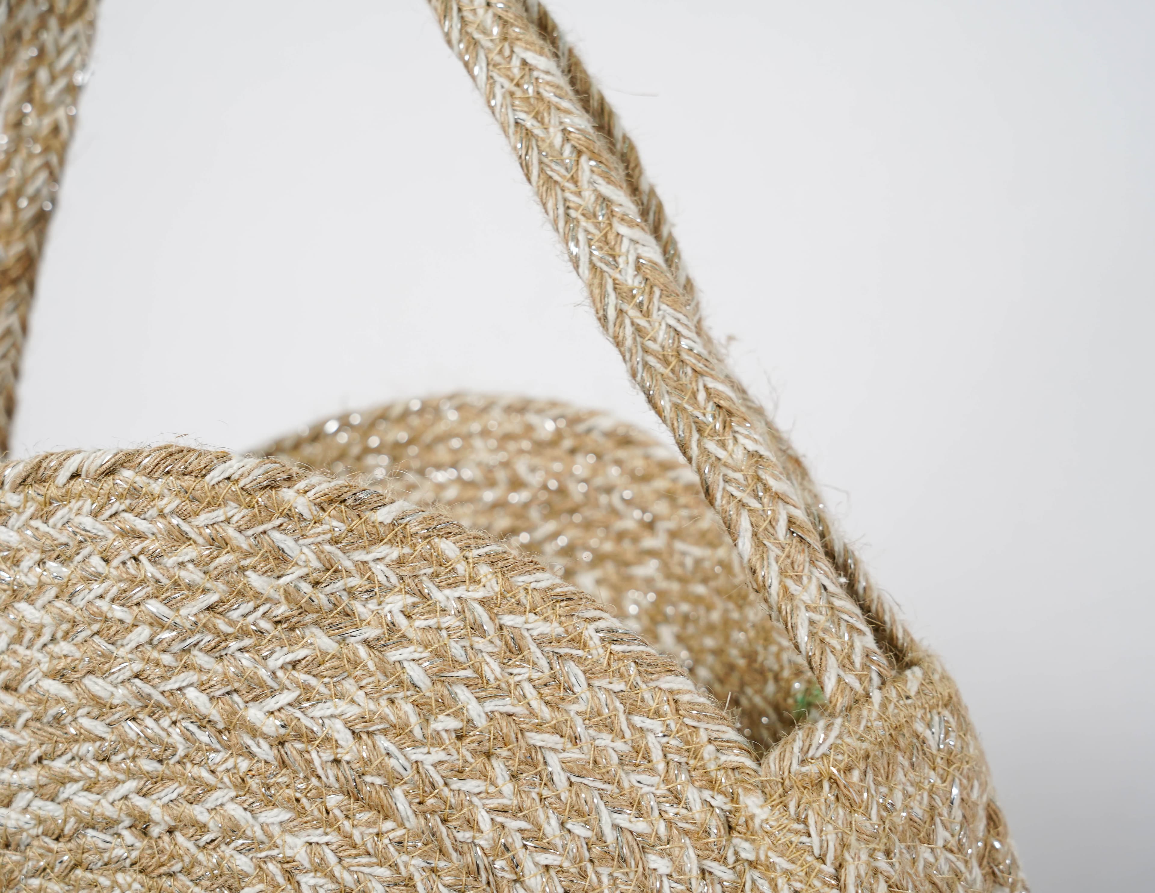 WHITE AND NATURAL BRAIDED ROUND JUTE BAG