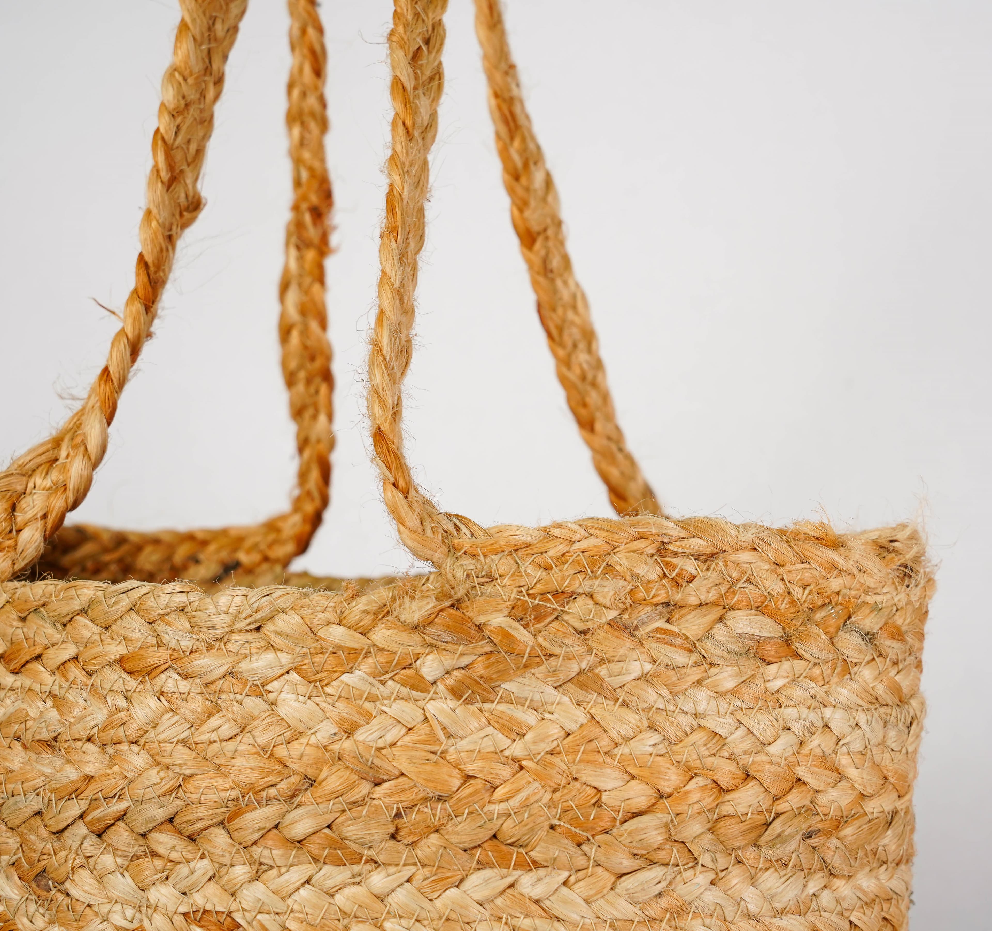 GOLDEN AND NATURAL JUTE BRAIDED TOTE BAG