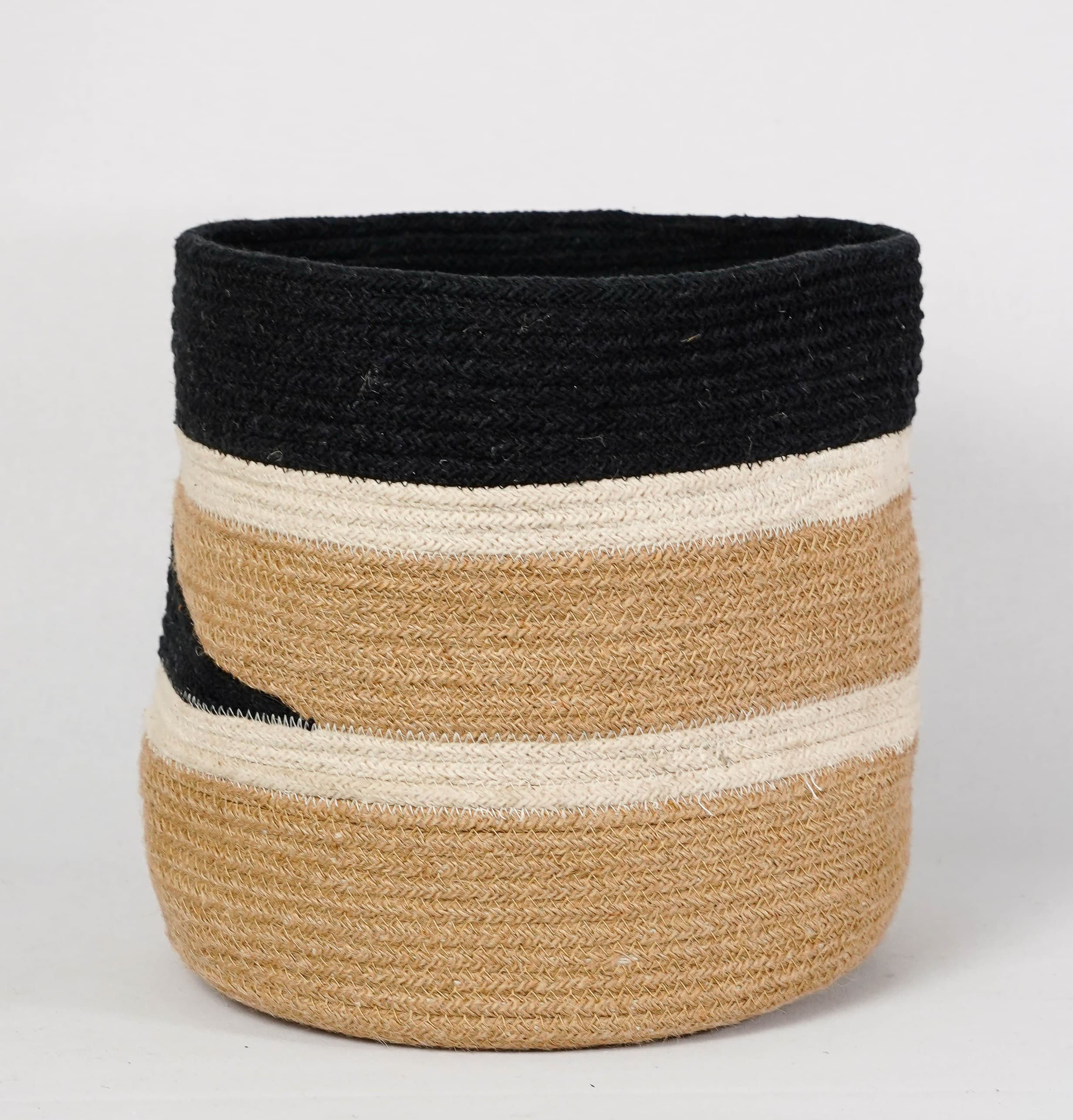 NATURAL BLACK AND WHITE WOVEN BASKET