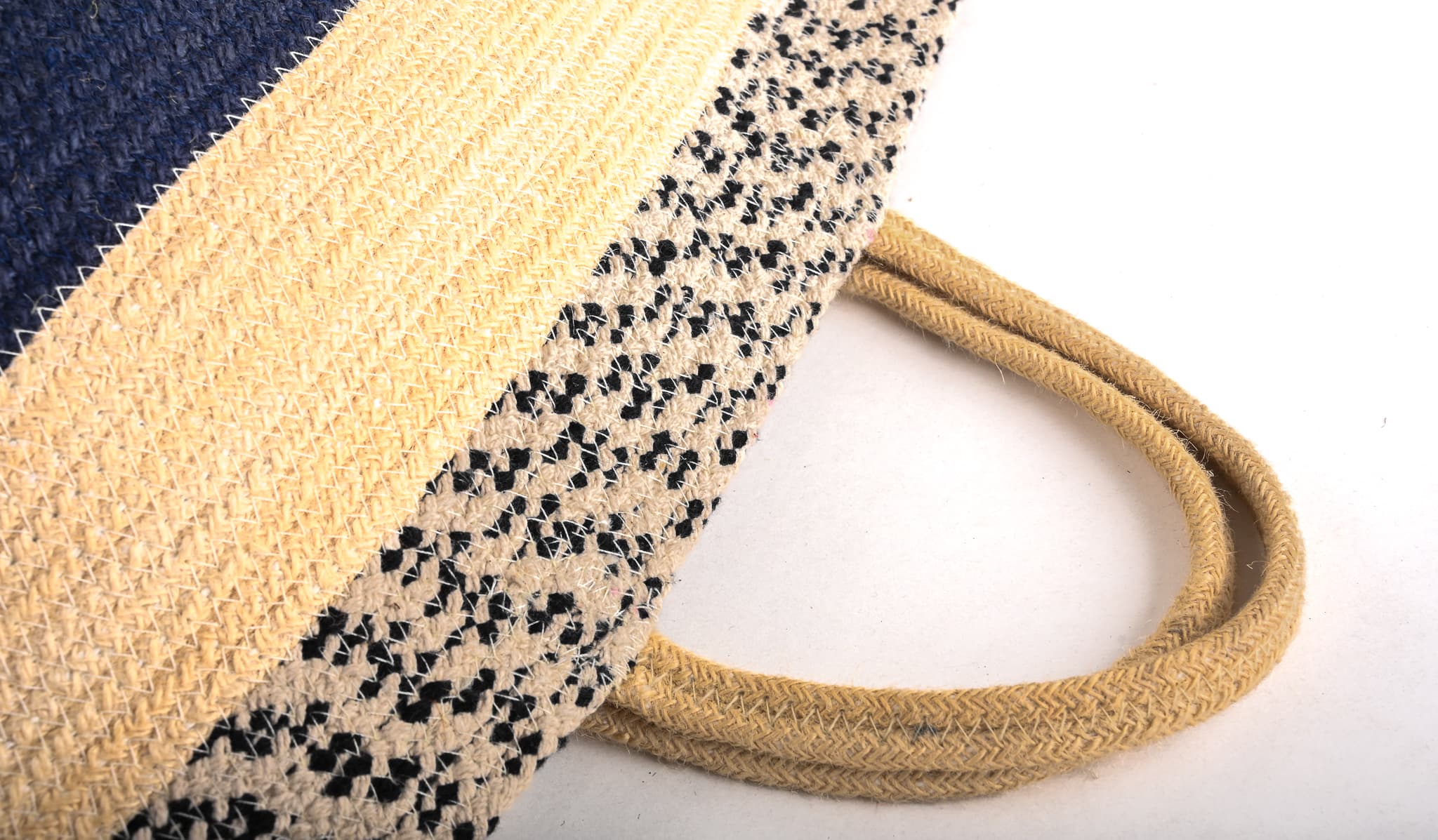 COTTON AND JUTE WOVEN TOTE BAG