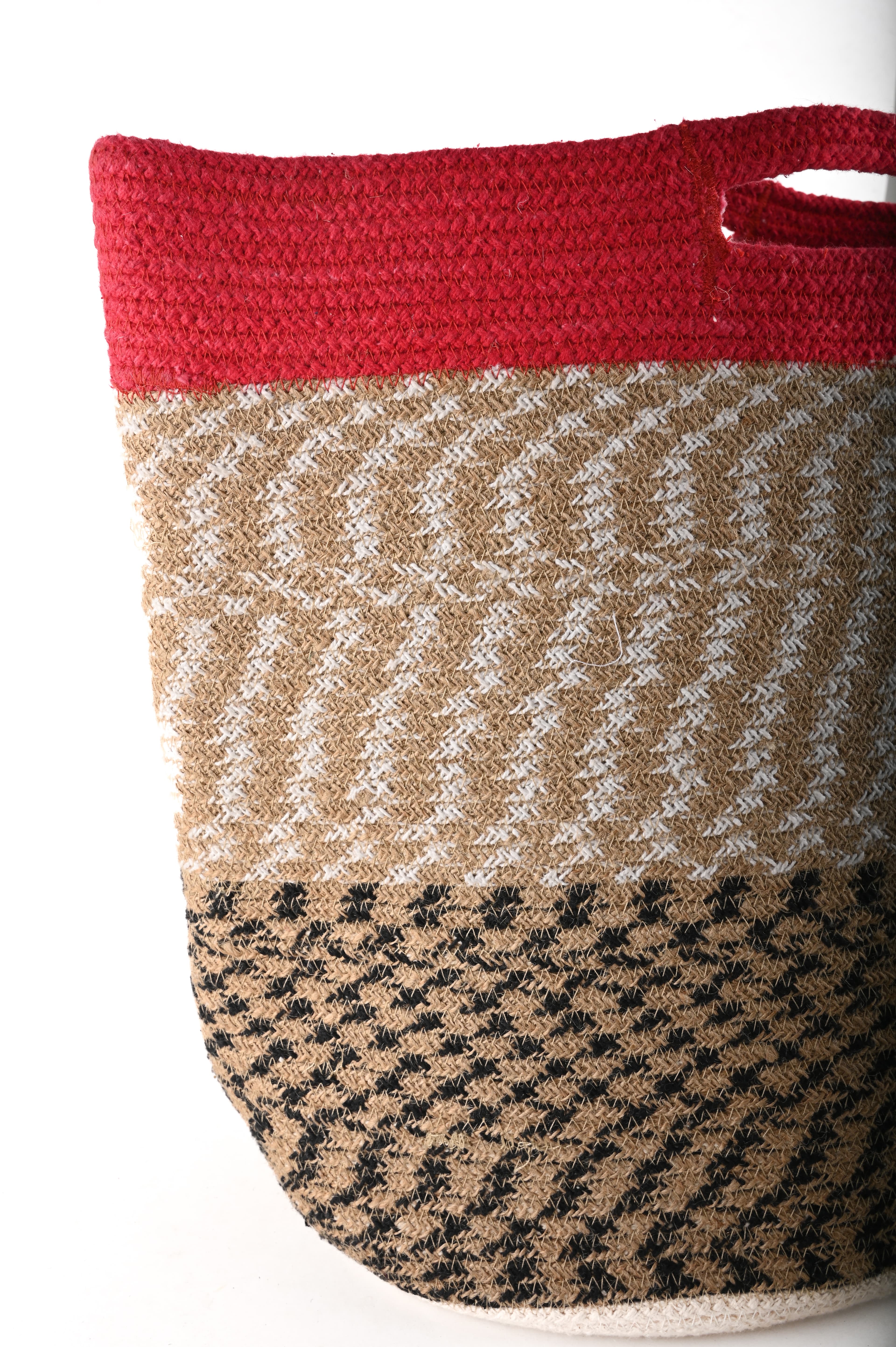 RED WHITE AND BLACK WOVEN BAG