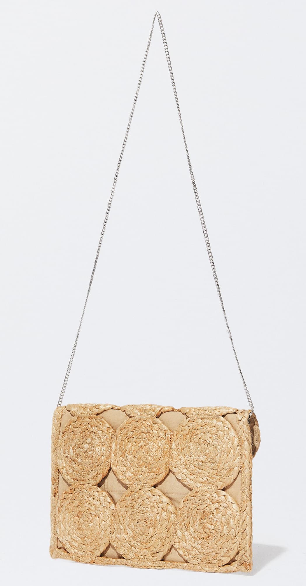 CIRCLE DESIGN JUTE ENVELOPE CLUTCH WITH RAFFIA PENDENT