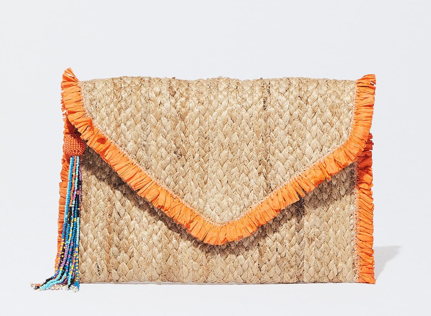 NATURAL BRAIDED JUTE ENVELOPE CLUTCH WITH  RAFFAIA FRINEGS AND BEADED TASSEL