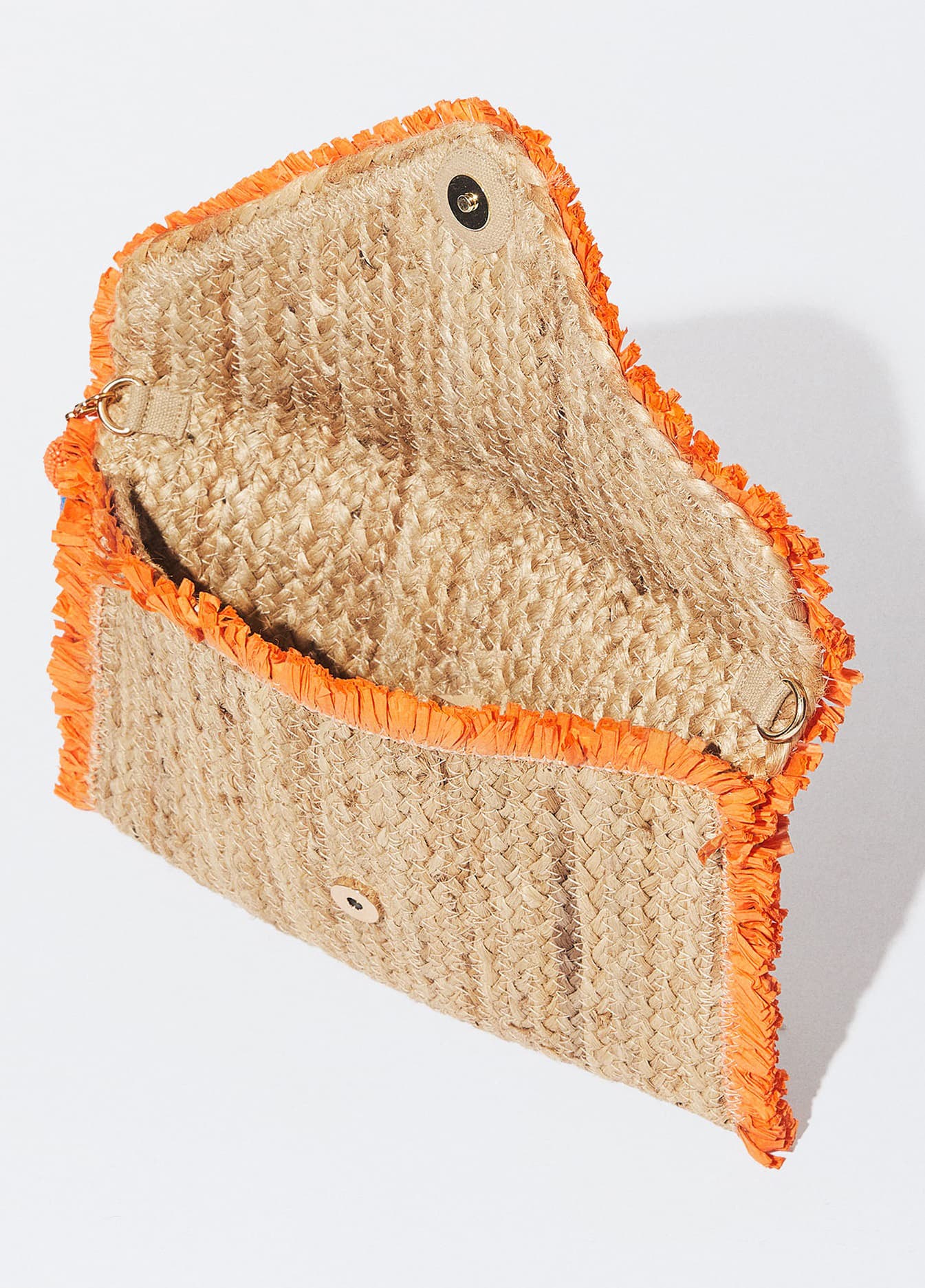 NATURAL BRAIDED JUTE ENVELOPE CLUTCH WITH  RAFFAIA FRINEGS AND BEADED TASSEL