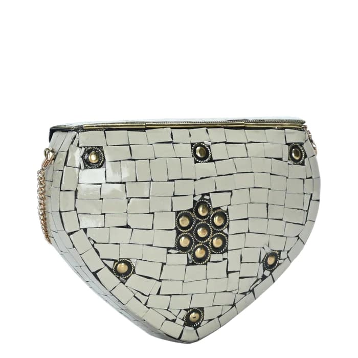 WHITE HEART DESIGN MOSAIC CLUTCH BAG