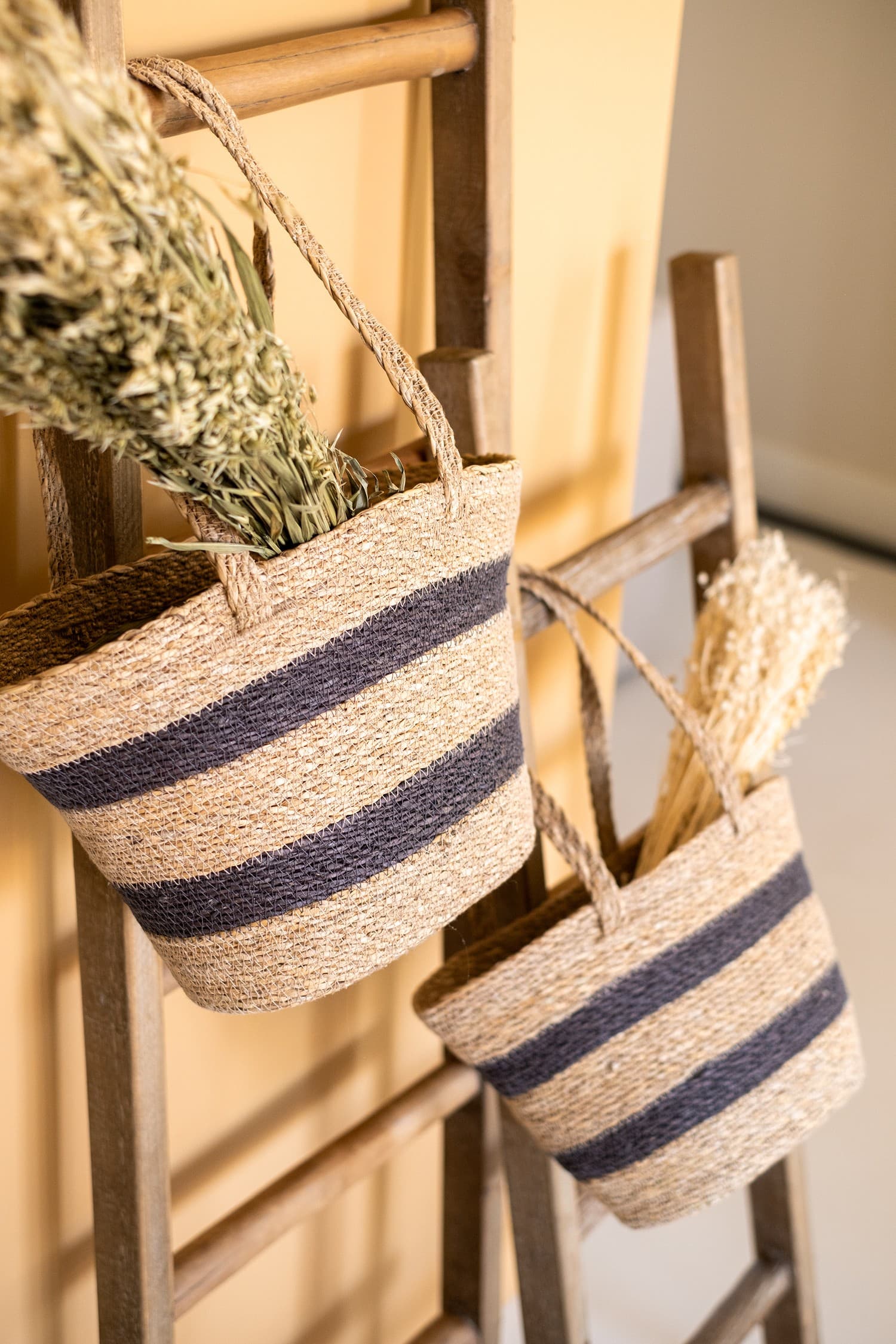 JUTE ROPE ROUND SHOPPER BAG