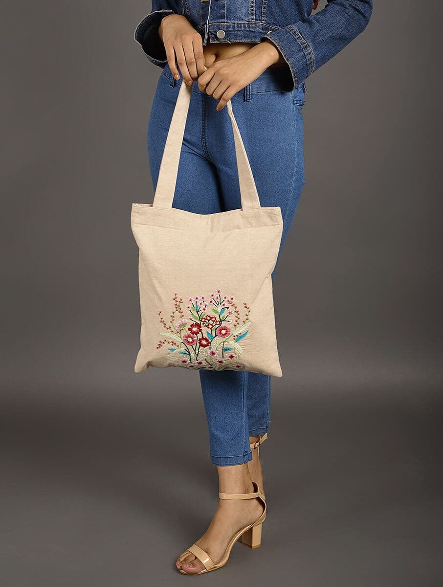 COTTON TOTE BAG WITH FLOWER DETAILING