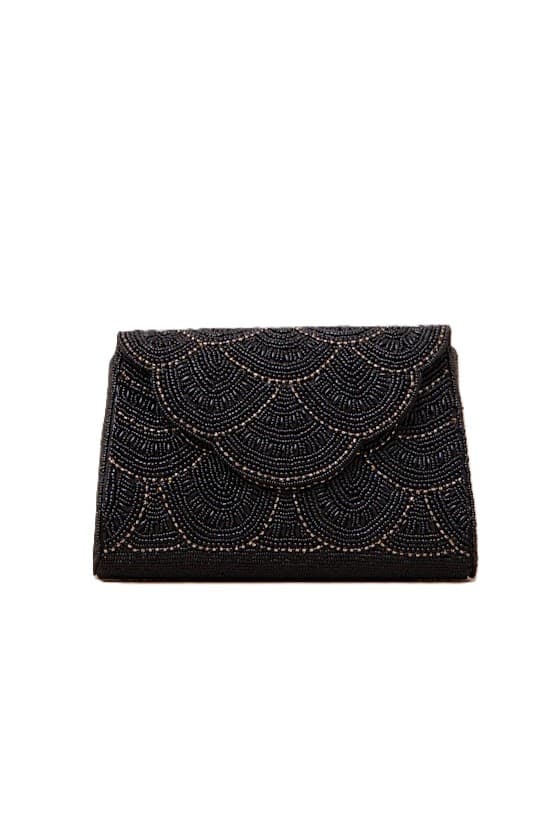 RASIMA BLACK GOLD BEADED SCALLOPED CLUTCH