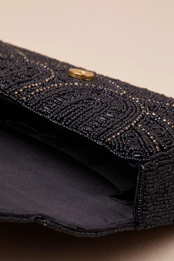 RASIMA BLACK GOLD BEADED SCALLOPED CLUTCH