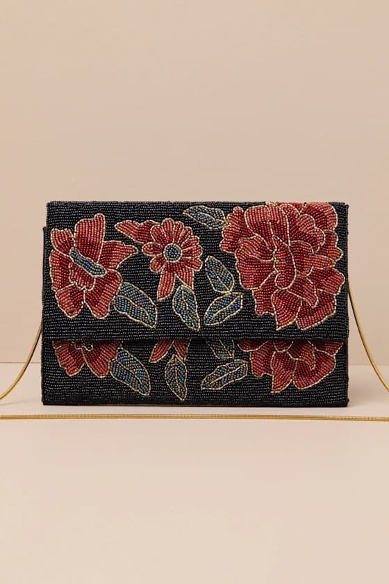 FLORAL BLACK BEADED CLUTCH