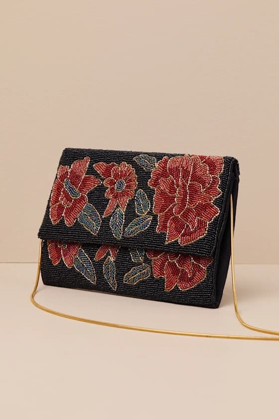 FLORAL BLACK BEADED CLUTCH