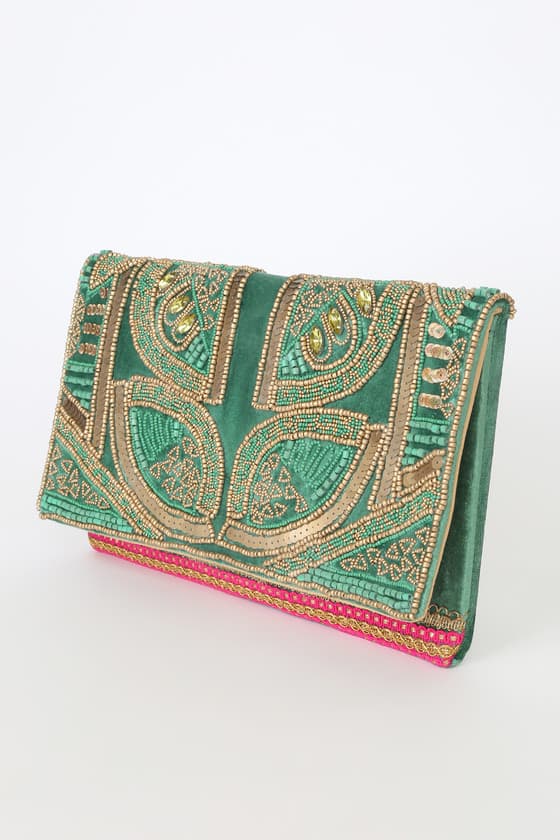 GREEN VELVET BEADED CLUTCH