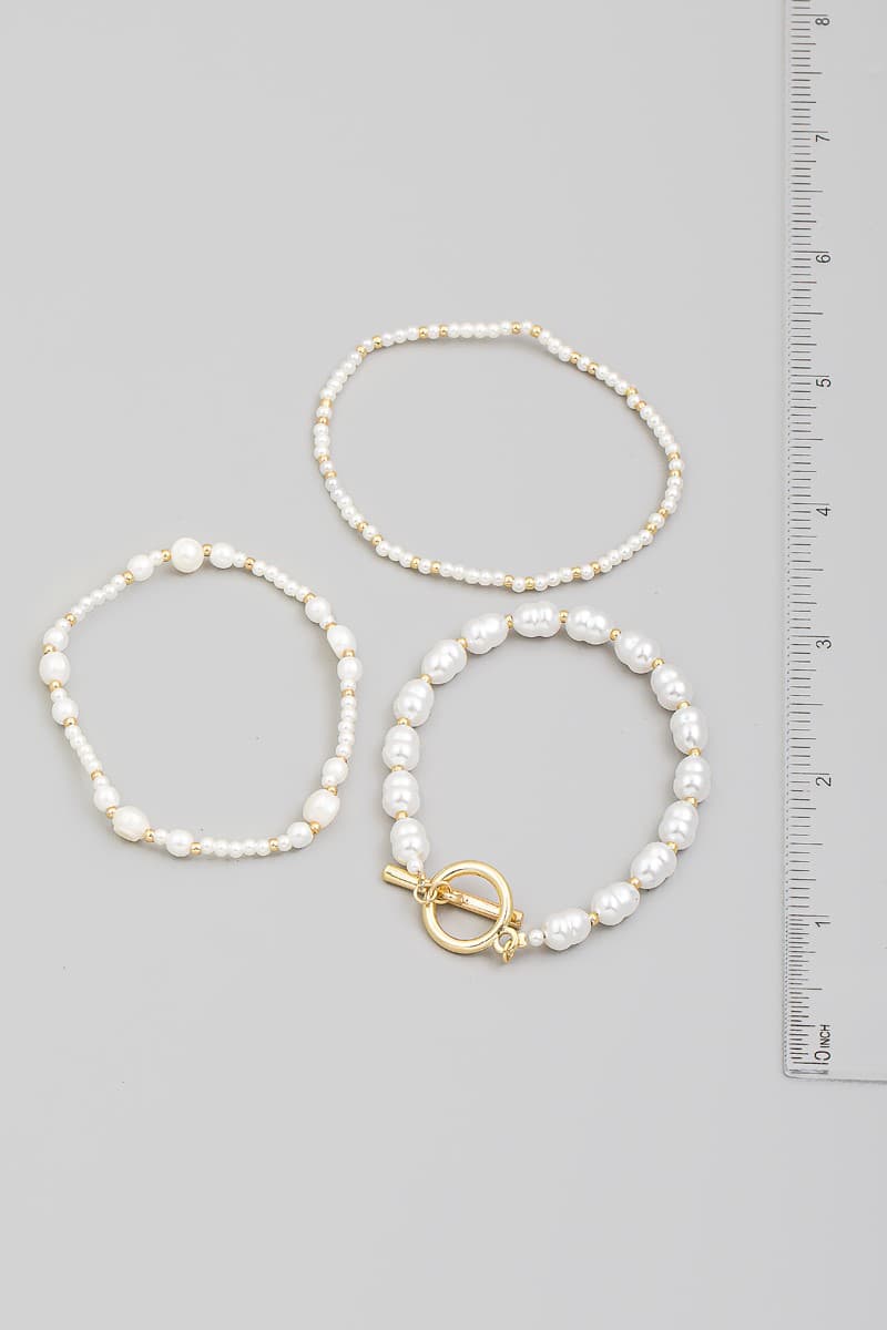 GLASS AND SEED BEAD STRETCH BRACELET