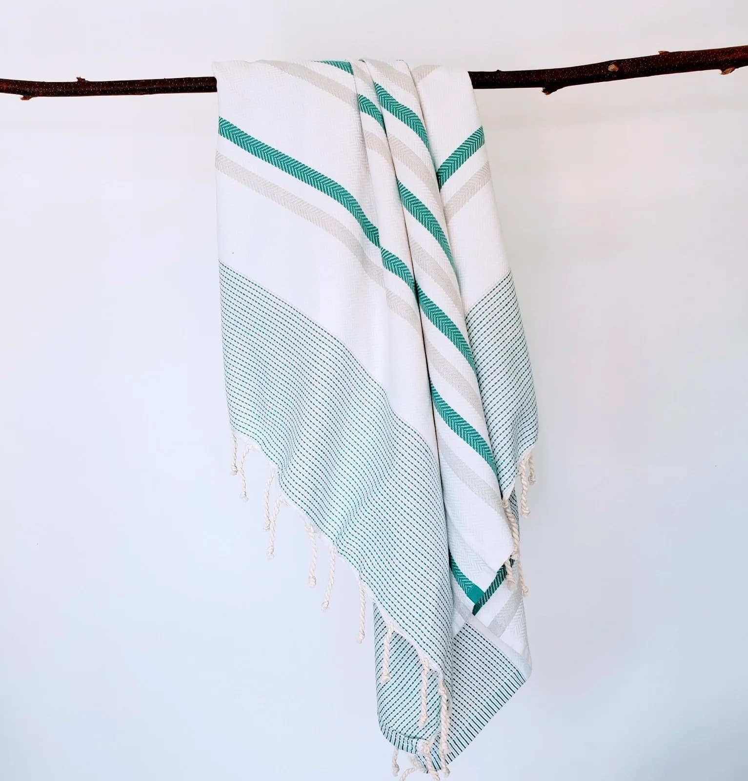 BHAVIKA GREEN TURKISH TOWEL