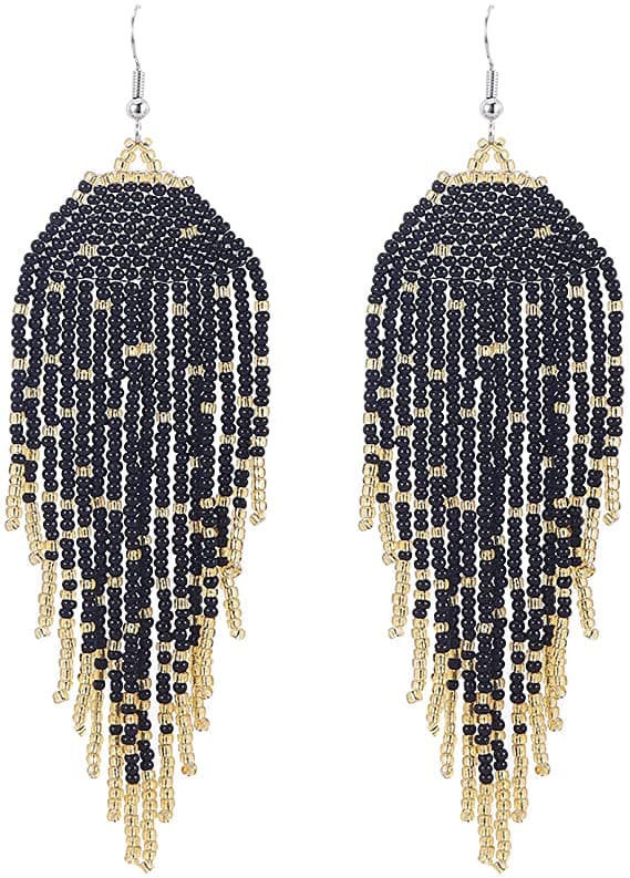 DOT LOOK SEED BEAD DANGLE EARRING