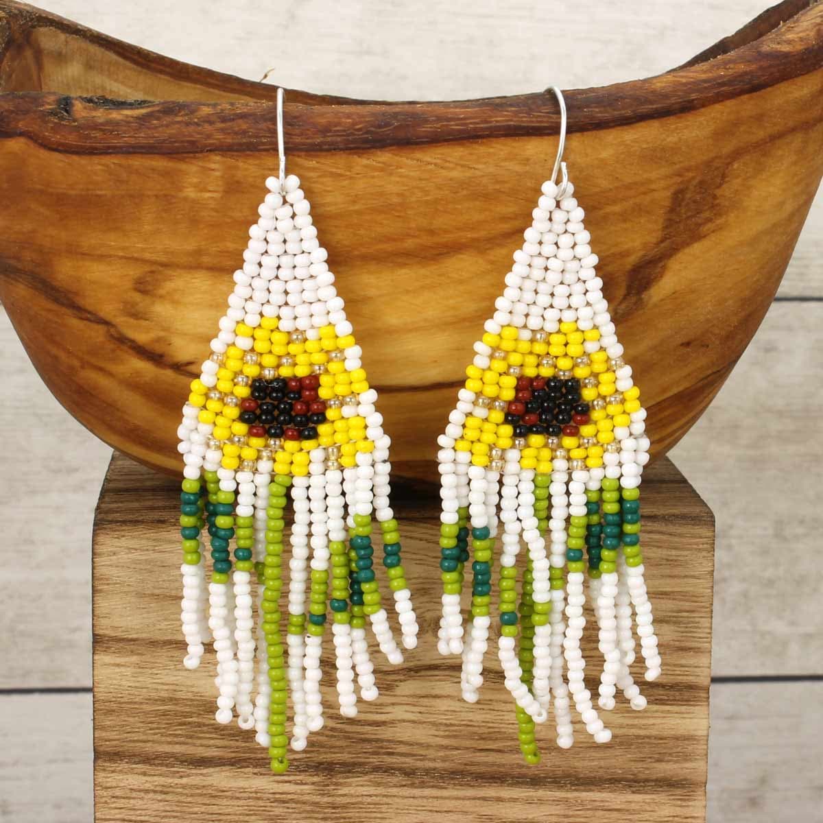 SUNFLOWER DESIGN SEED BEAD FRINGE EARRING