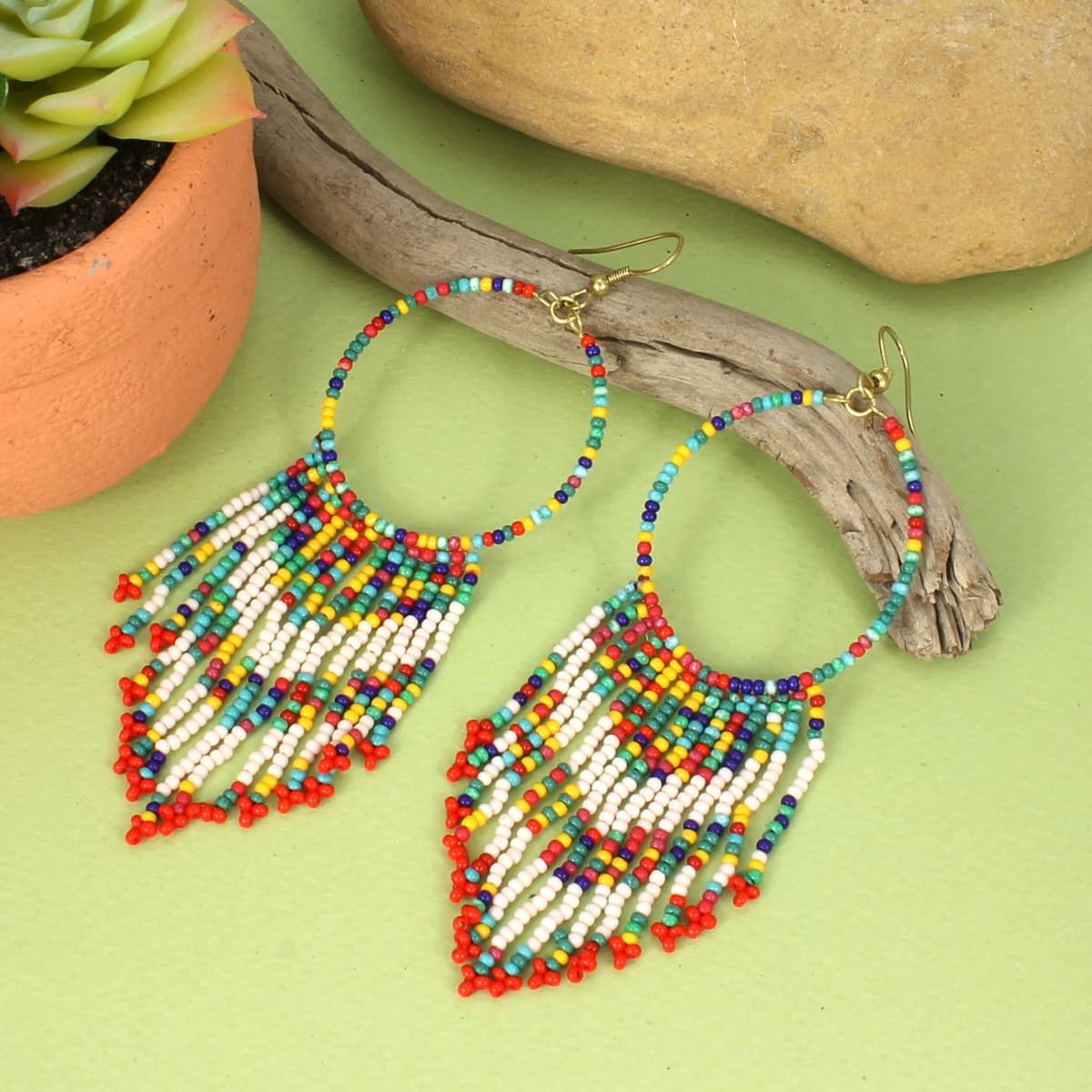 MULTI ROUND SEED BEAD FRINGE EARRING