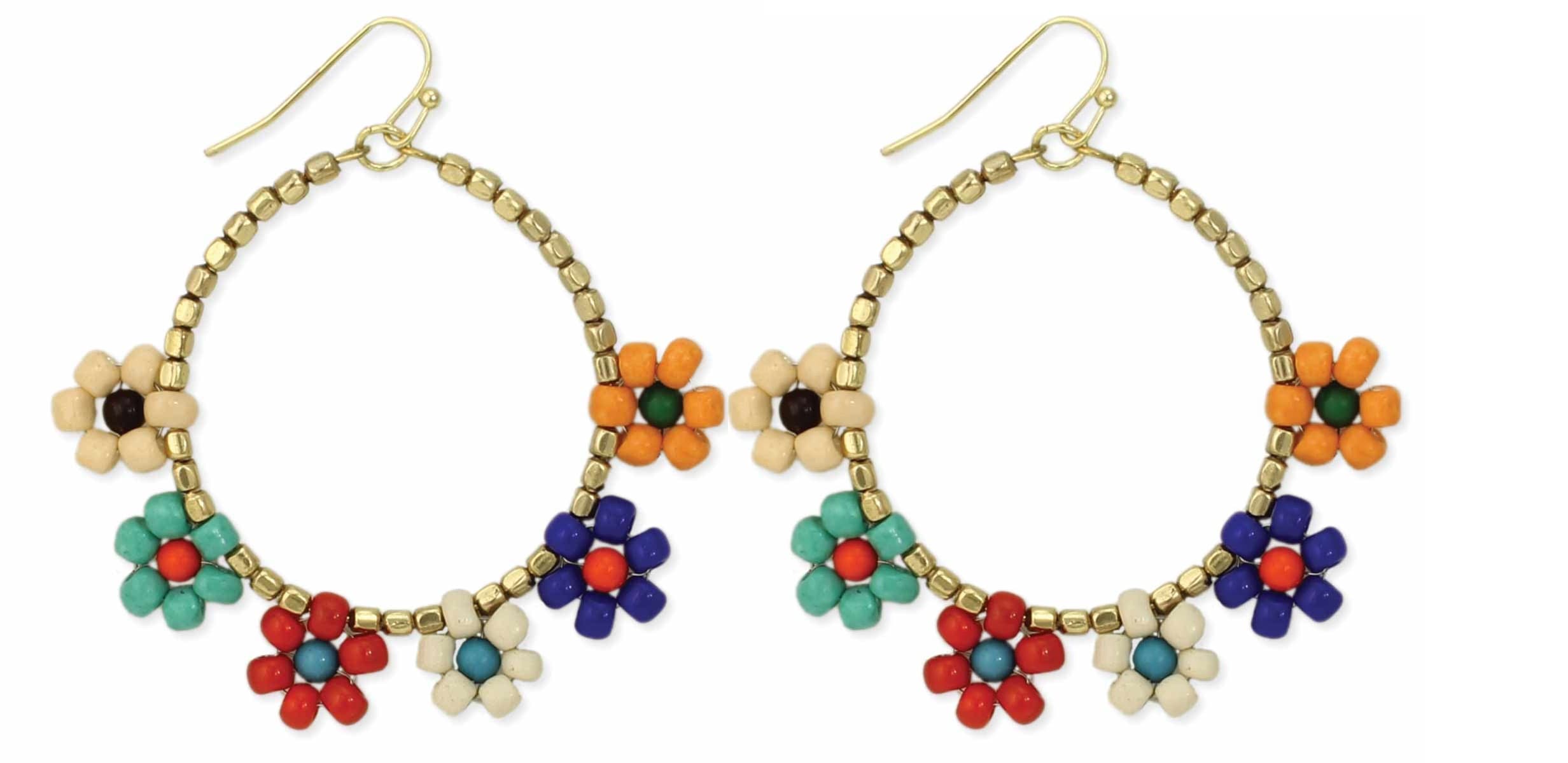 GOLD ROUND SHAPE EARRING WITH MULTI BEADED FLOWER