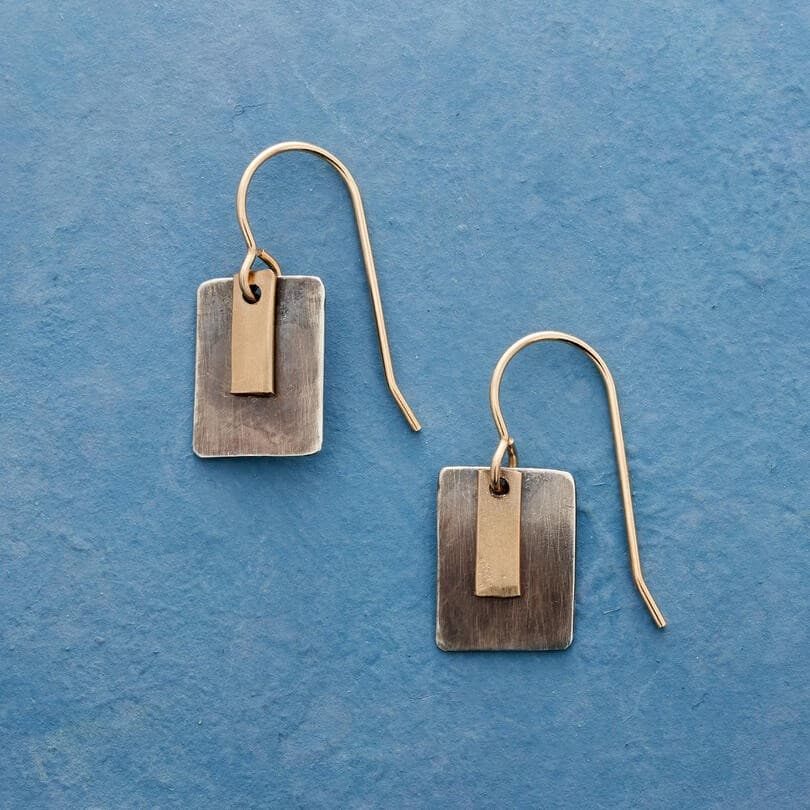 SQUARE SILVER METAL DANGELEARRING