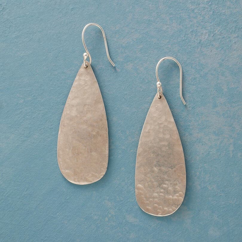 TEARDROP SHAPE SILVER DANGEL EARRING