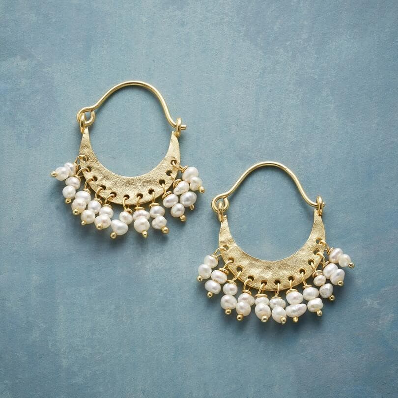 GOLD METAL AND PEARL HOOP EARRING