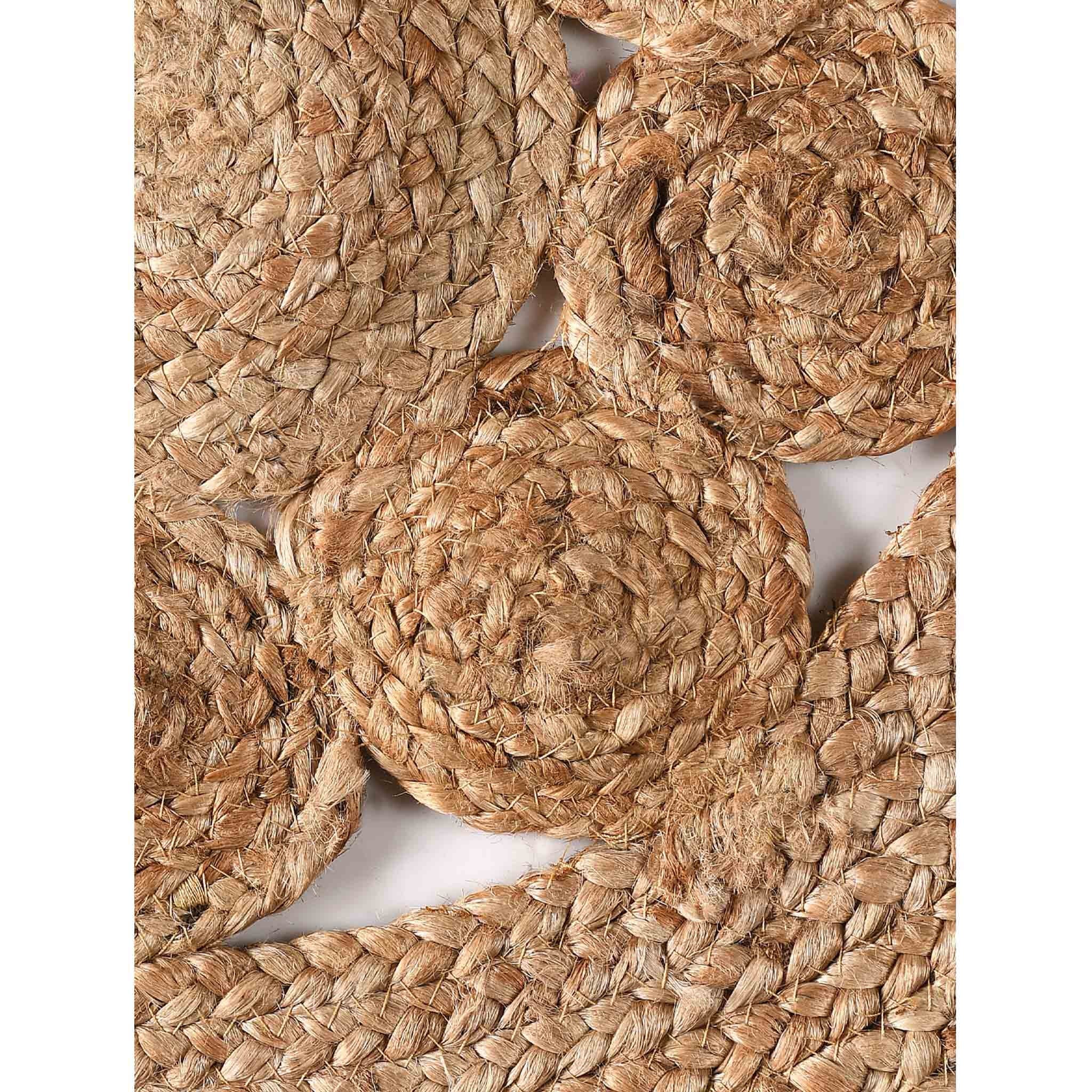 CIRCULAR PATTERN JUTE BRAIDED RUG