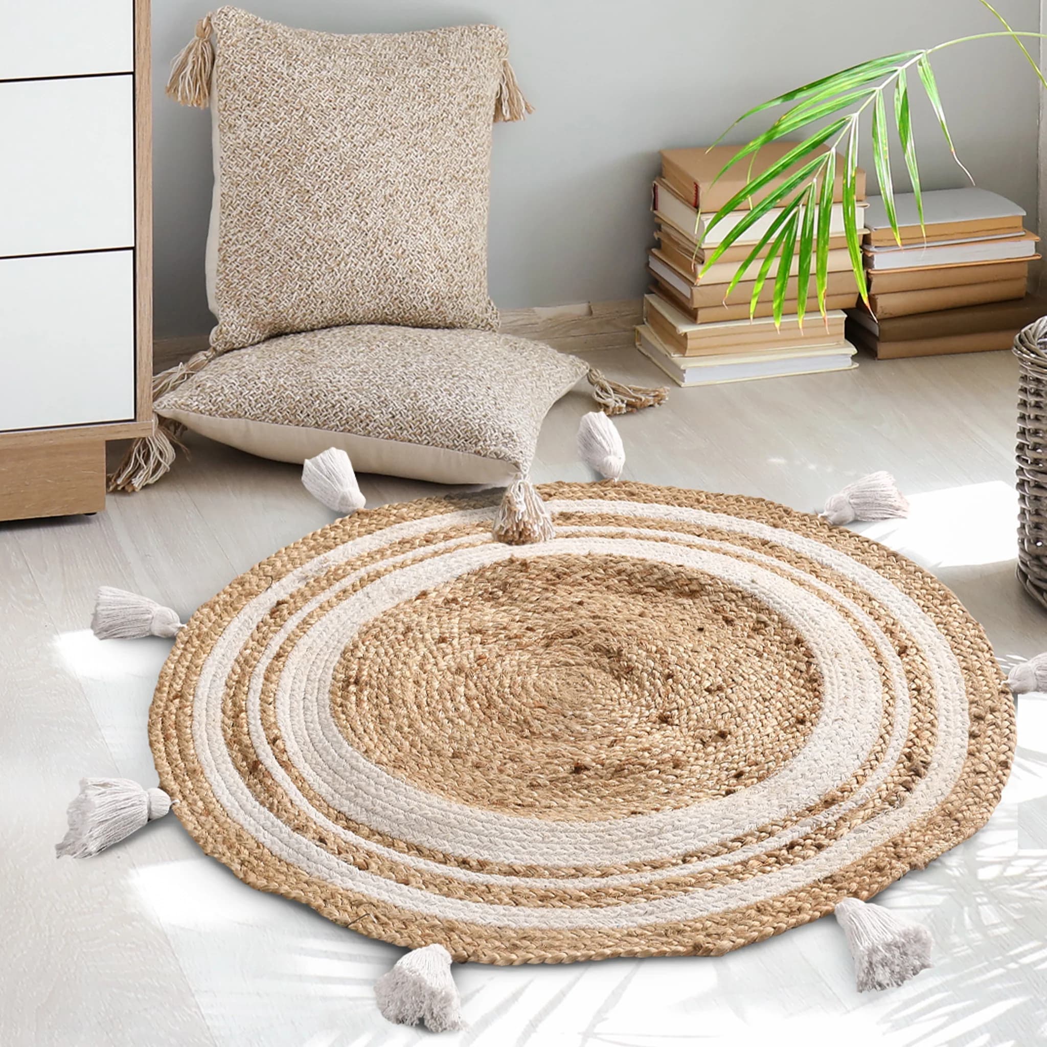 ROUND COTTON AND JUTE WOVEN RUG WITH TASSELS