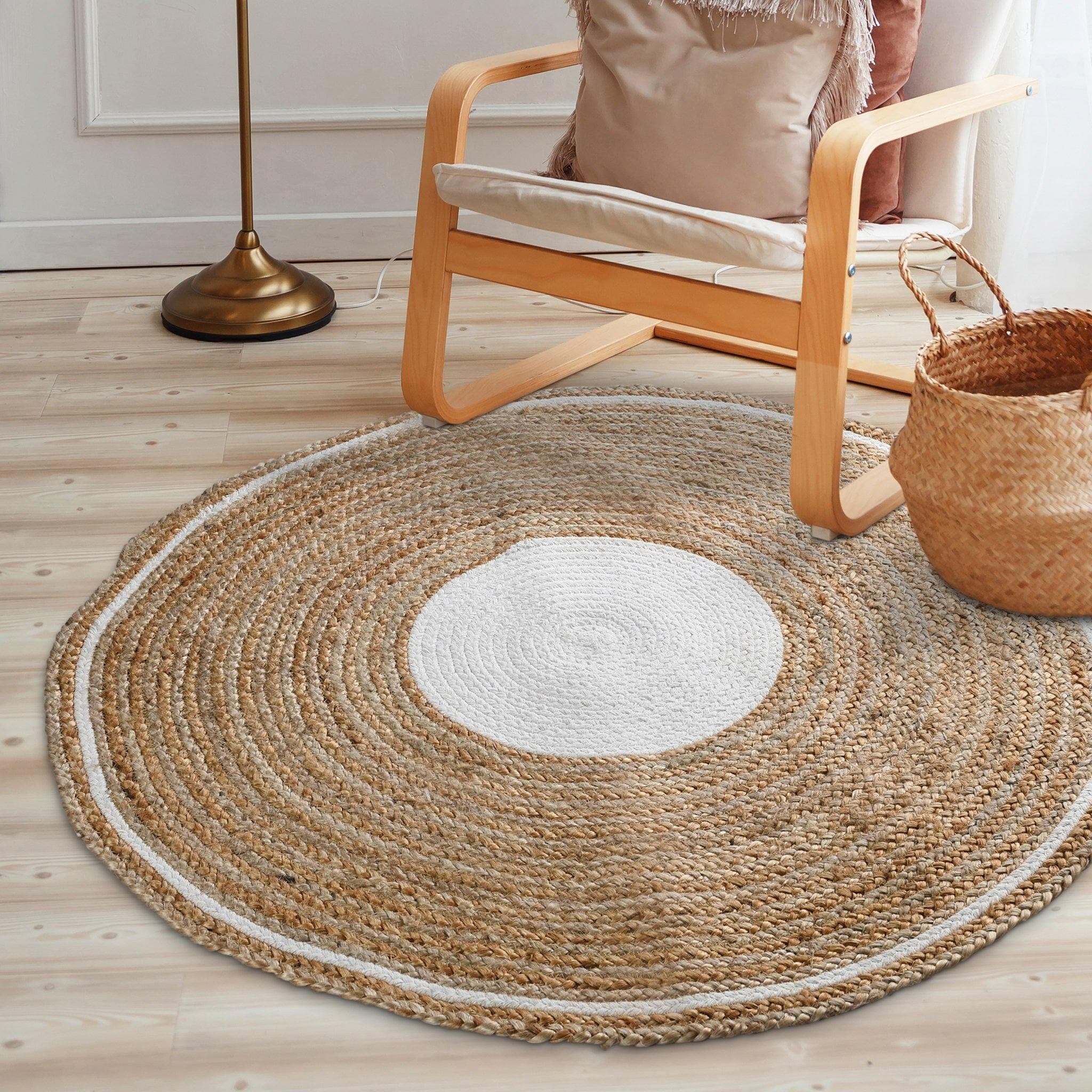 NATURAL JUTE BRAIDED RUG WITH WHITE BORDER
