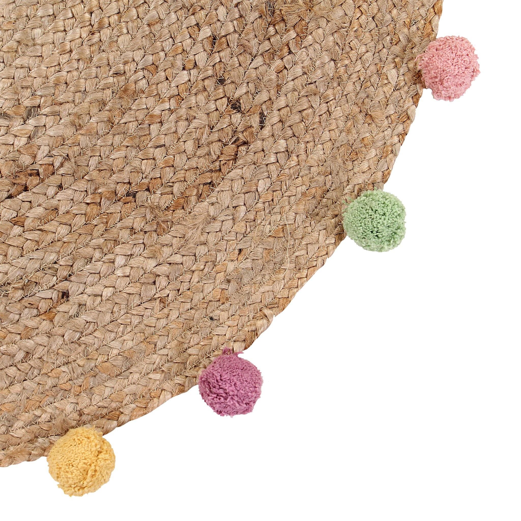 JUTE BRAIDED ROUND RUG WITH POM POM