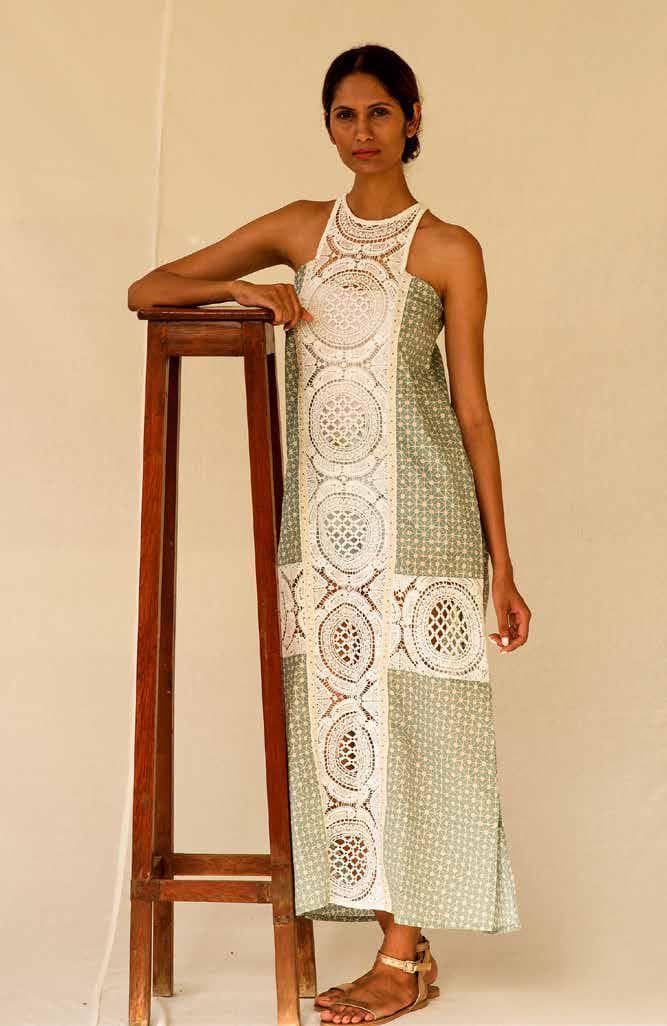 Elegant Dress With Embroider Details