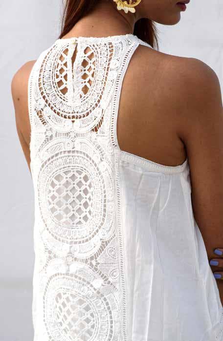Elegant Dress With Embroider Details