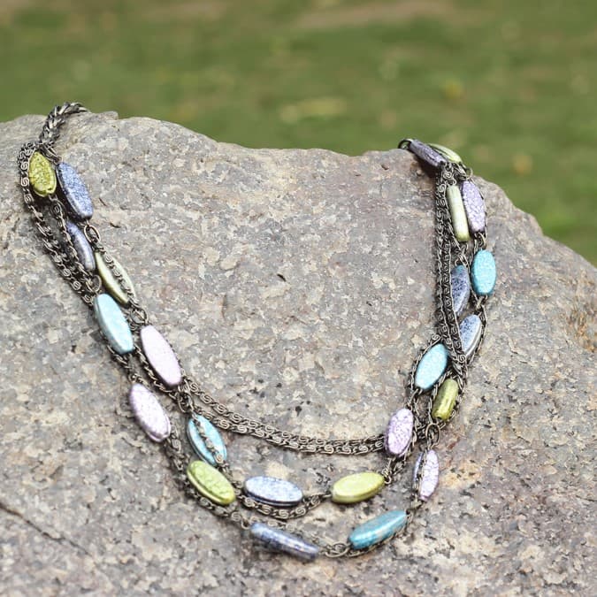 STONE BEAD WITH METAL CHAIN DESIGN NECKLACE