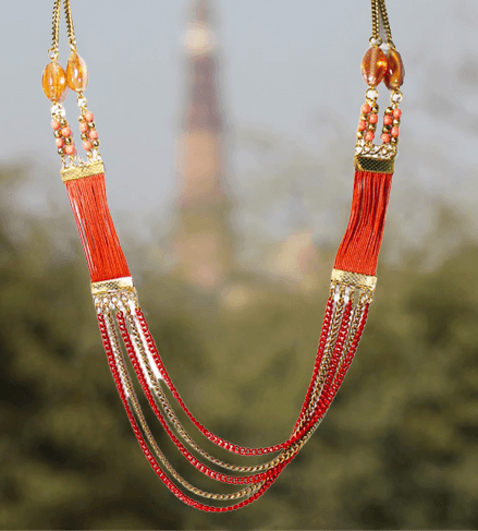 RED AND GOLD CHAIN DESIGN NECKLACE