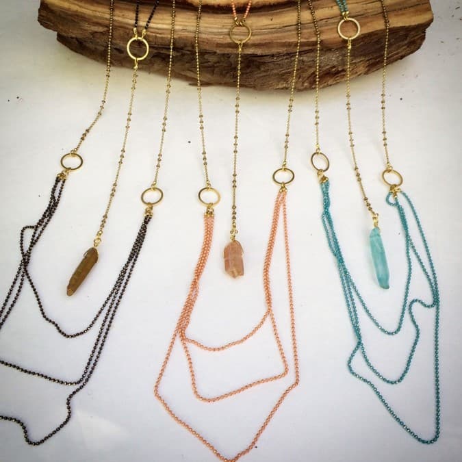TRIPLE LAYER WITH PENDENT NECKLACE